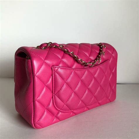 mini pink chanel purse|mini micro 31 bag Chanel.